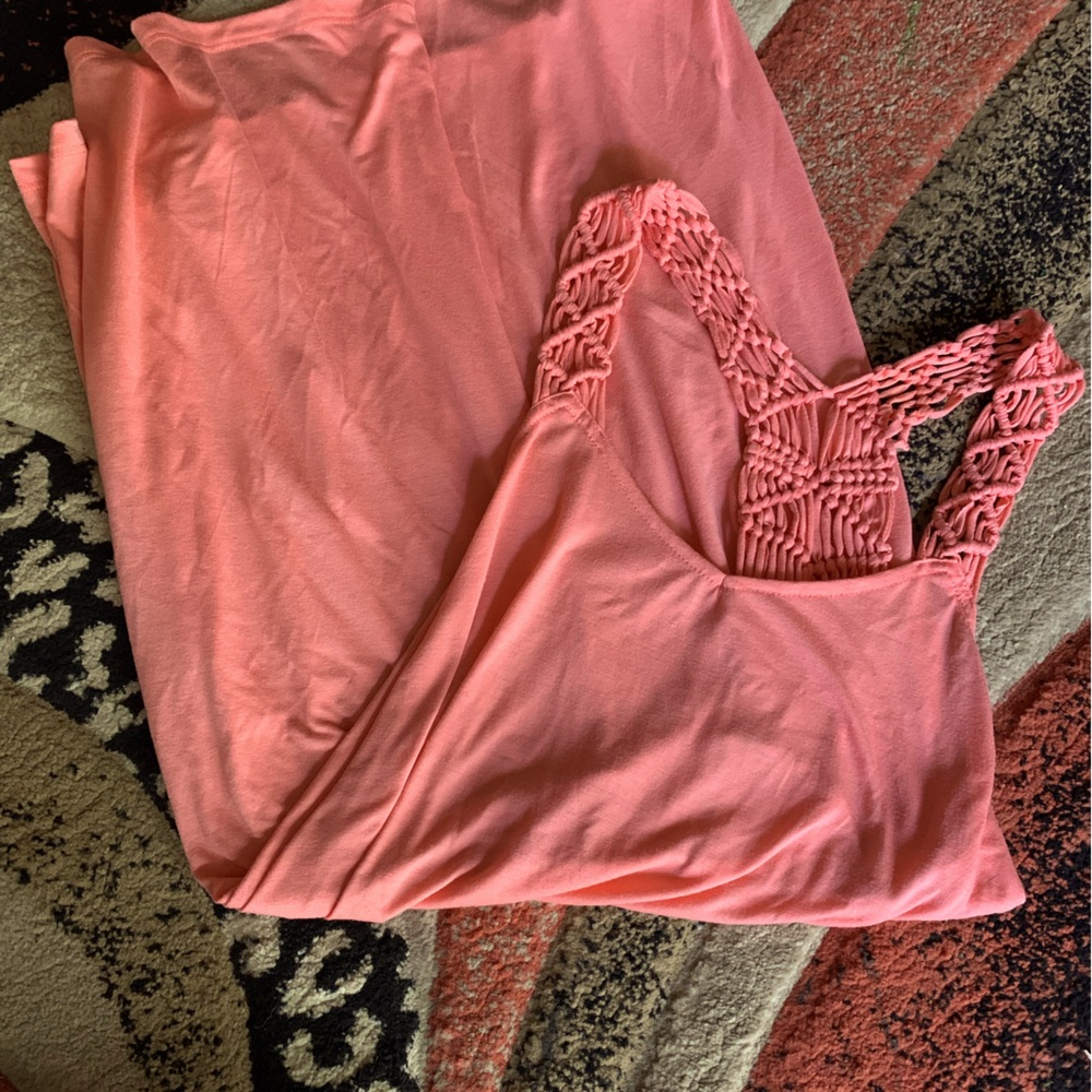 Cute dress. Good used condition.
